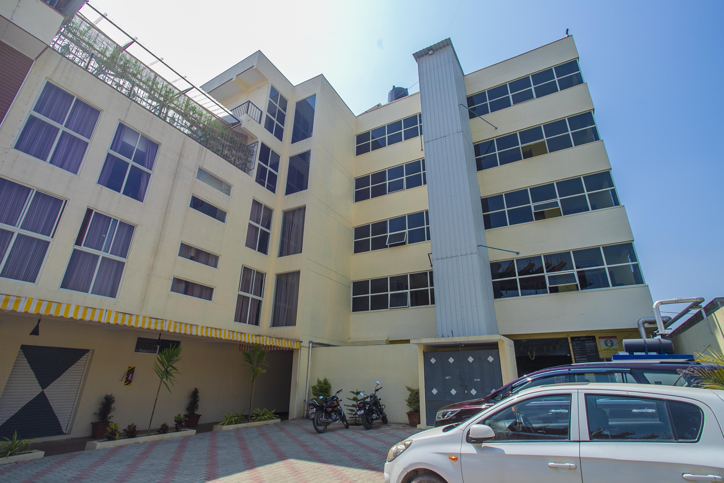 העיר בנגלור Oyo 22837 Chairmen'S Hotel מראה חיצוני תמונה