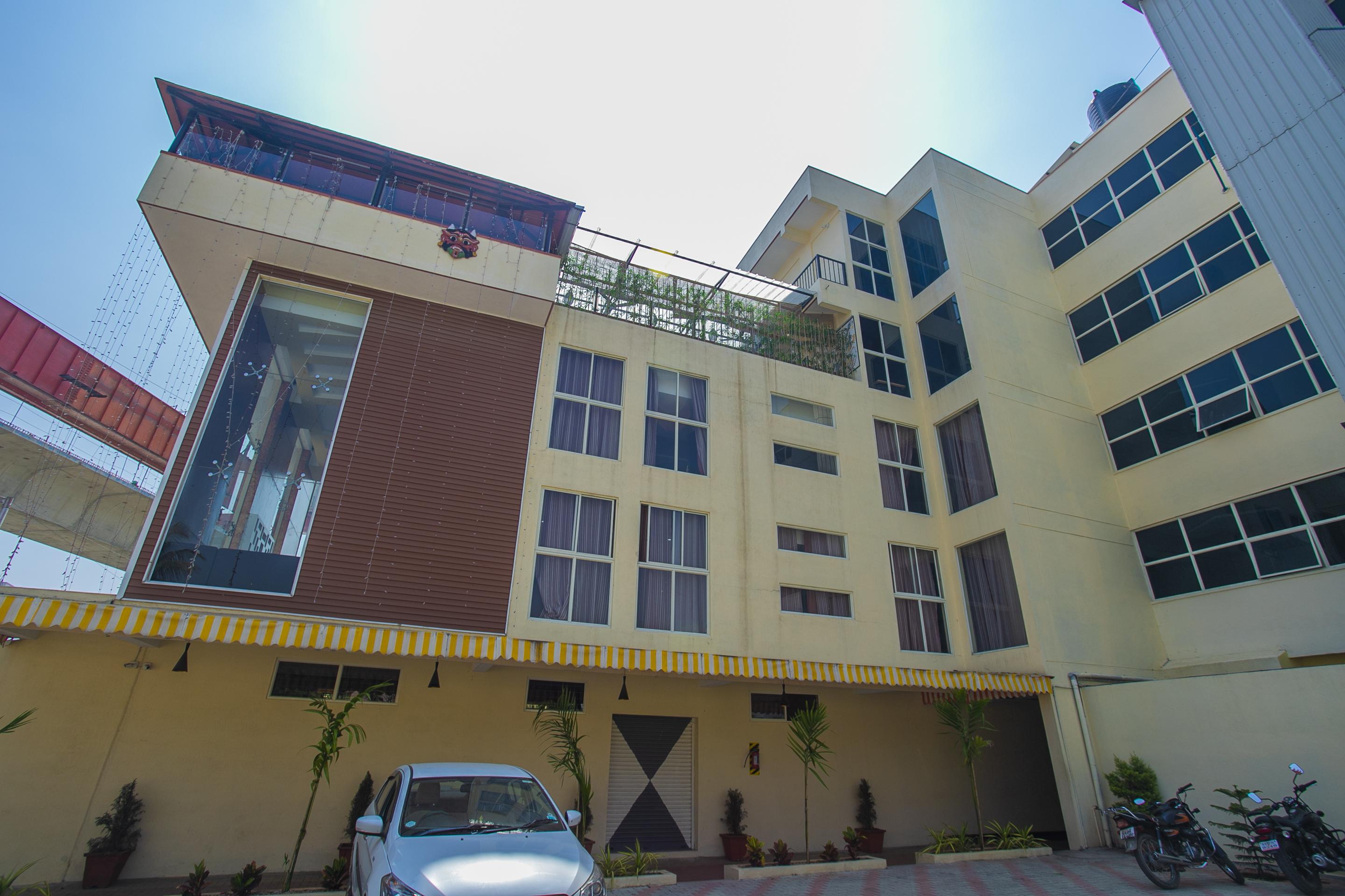 העיר בנגלור Oyo 22837 Chairmen'S Hotel מראה חיצוני תמונה